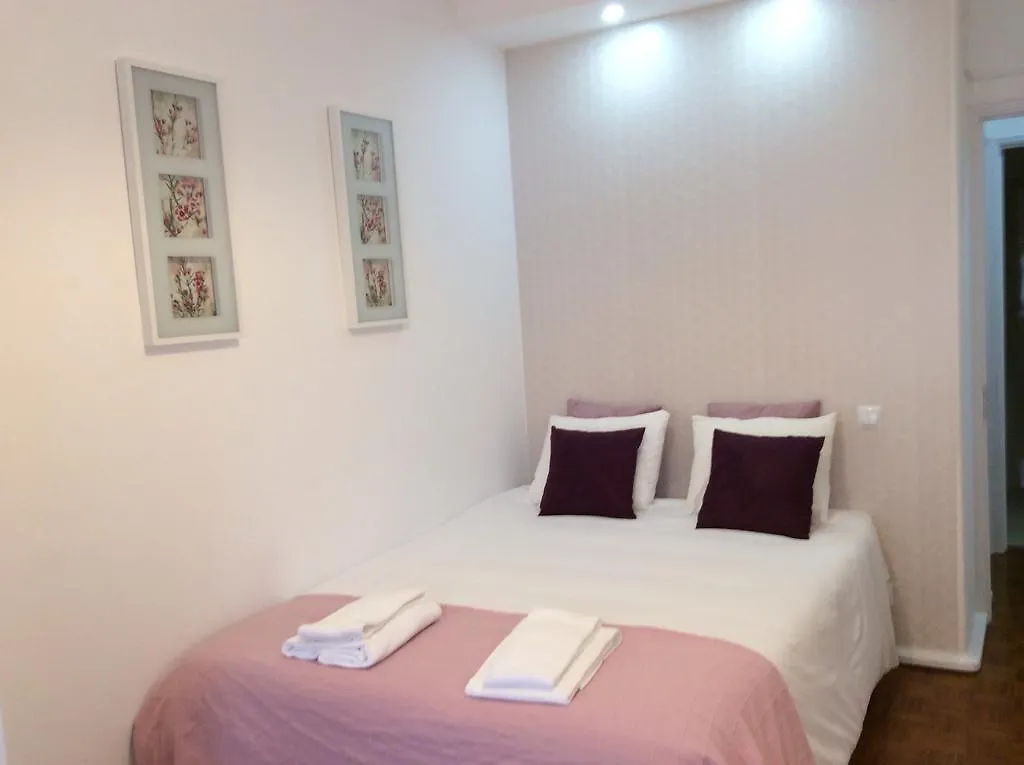 4U Lisbon III Guest House