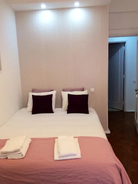 4U Lisbon III Guest House